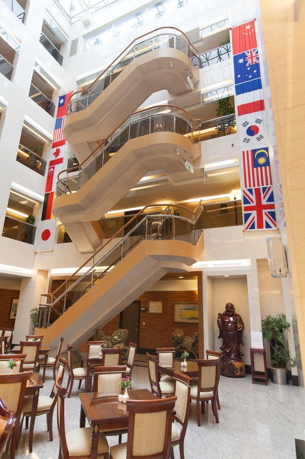 Check Inn Select Taipei Nangang المظهر الخارجي الصورة